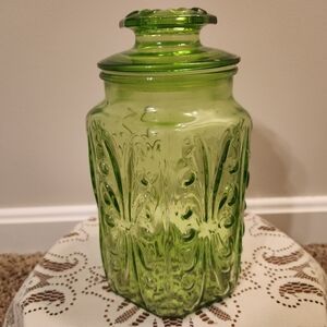 Vintage LE Smith Imperial Atterbury Scroll Green Glass 9" Apothecary Jar